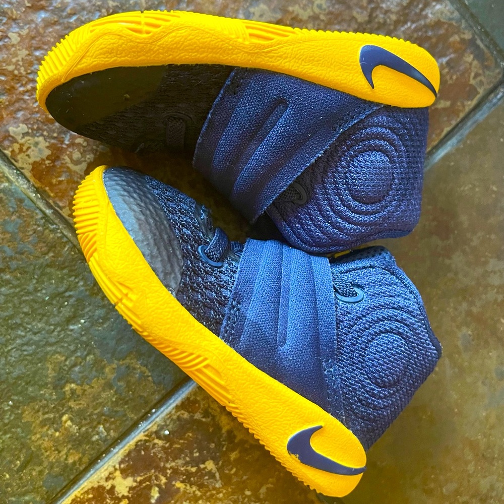 Nike Kyrie 2 Toddler